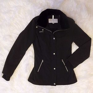 Jessica Simpson black coat with faux fur collar